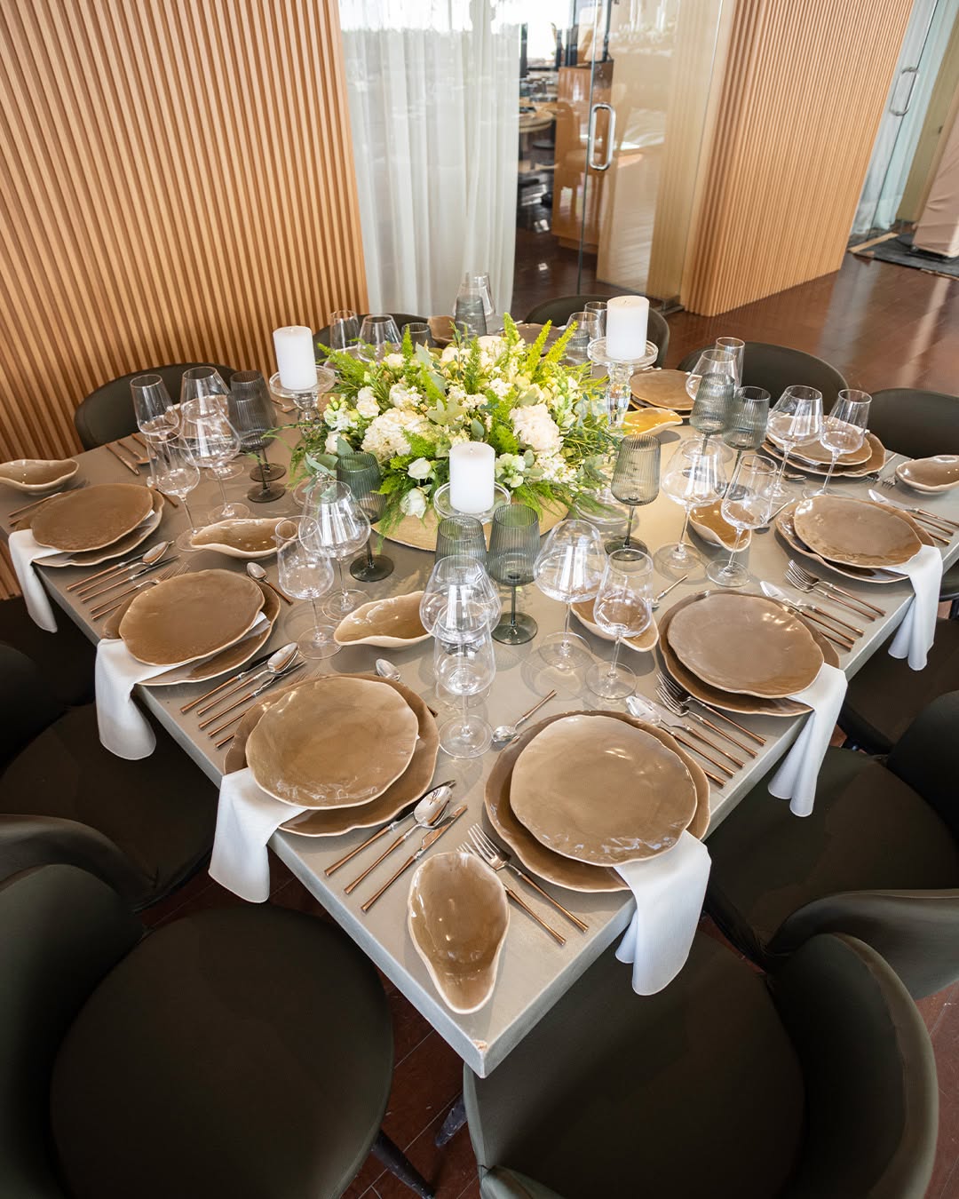 Elegancia en la Mesa